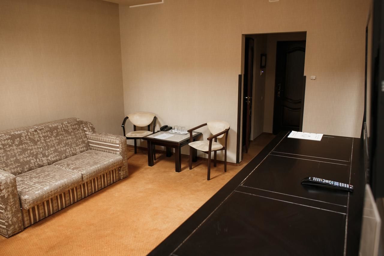 Отель Georg Palace Hotel Черновцы