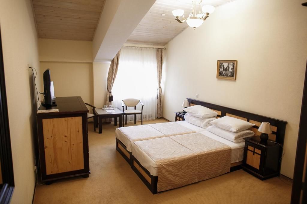 Отель Georg Palace Hotel Черновцы-51