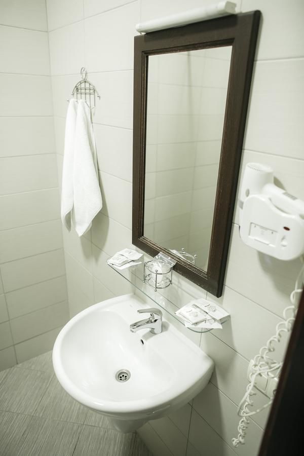 Отель Georg Palace Hotel Черновцы-11