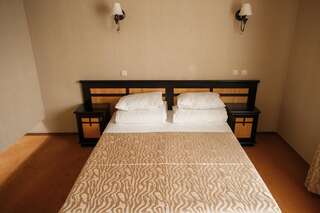 Отель Georg Palace Hotel Черновцы Люкс-3