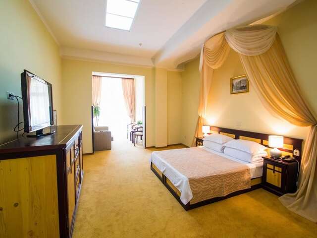 Отель Georg Palace Hotel Черновцы-30