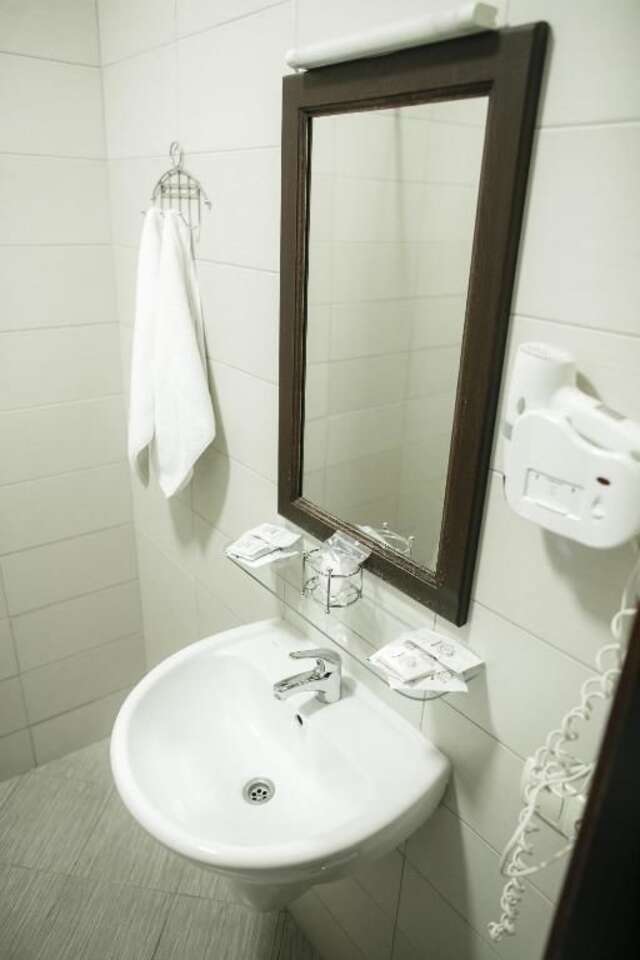Отель Georg Palace Hotel Черновцы-51