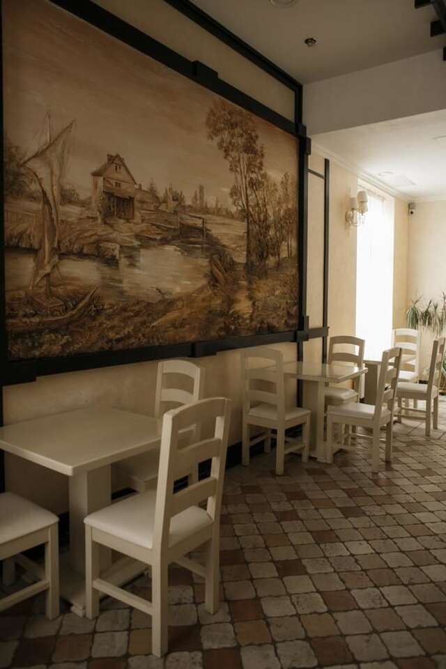Отель Georg Palace Hotel Черновцы-7